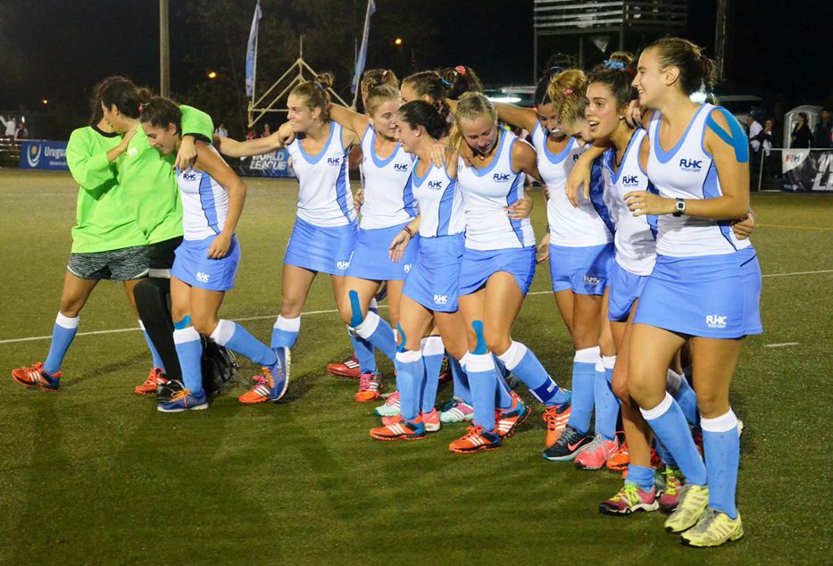 Hockey Patricia Campos Capitana Celeste