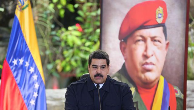 Apagar el fuego con nafta