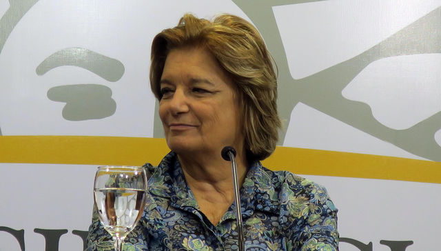 Aquí no hay quien viva