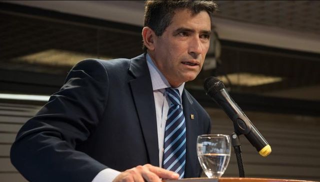 Por un puñado de dólares
