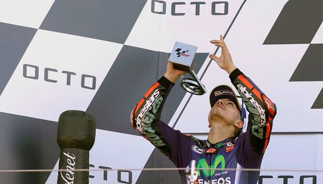 Pedile un milagro a San Marino