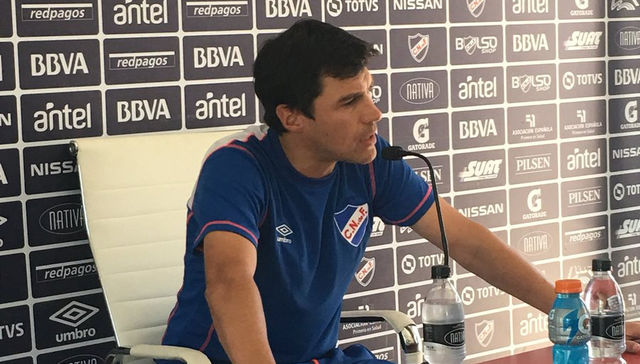Lamento por él