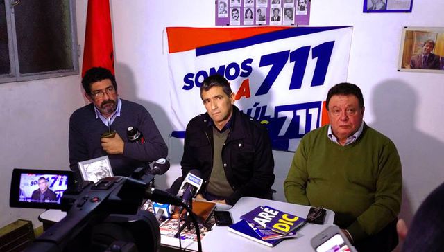 Como quien lava y no tuerce
