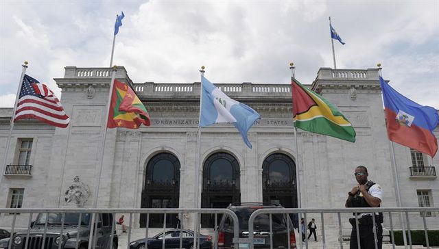 Nubarrones sobre el Caribe