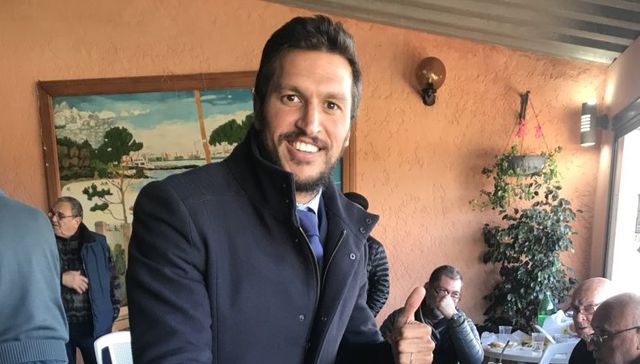 Novel presidente