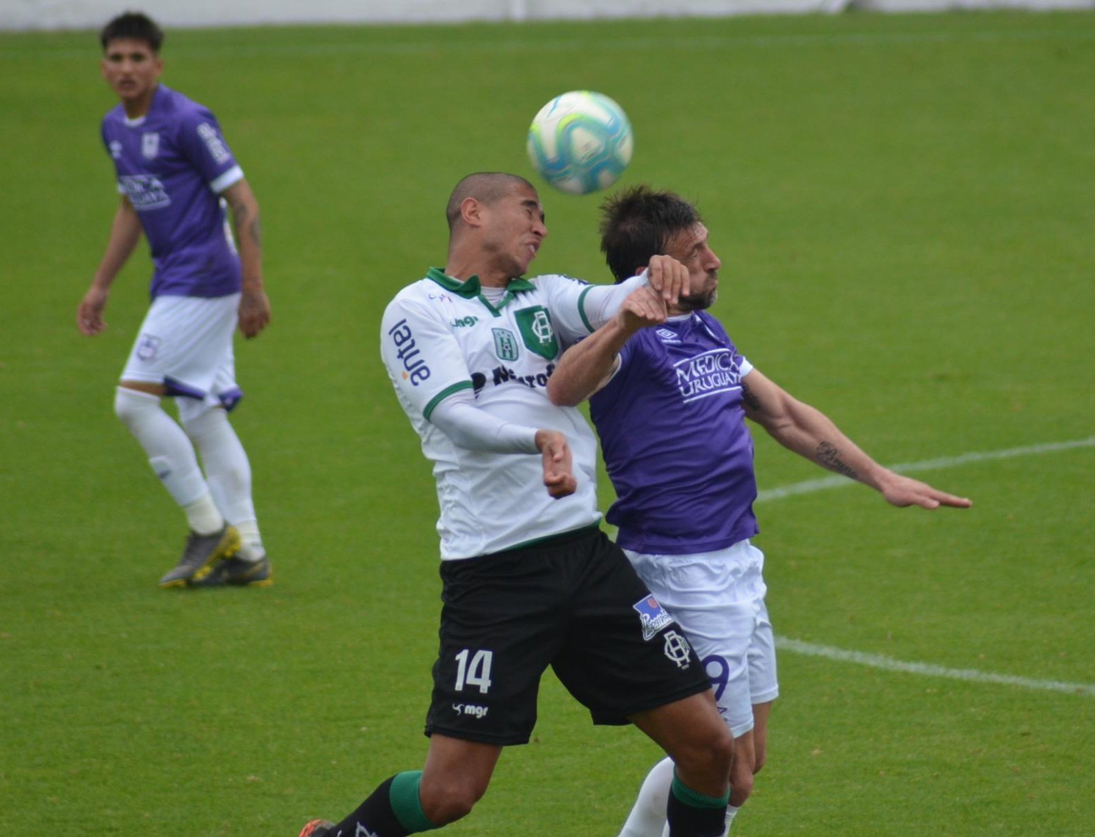 Clausura Defensor Sporting Se Impuso A Racing 4 0 En El Estadio Luis