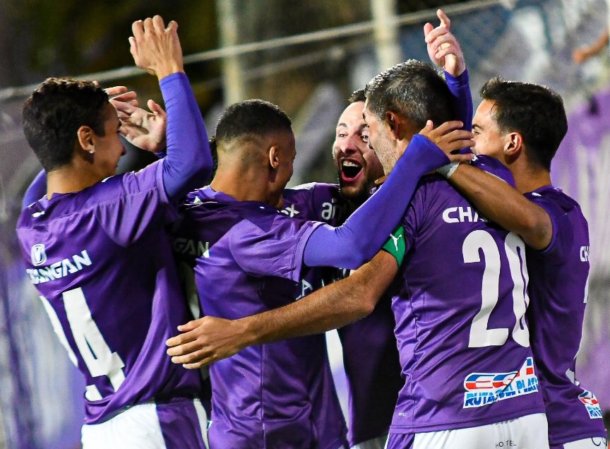 Apertura Defensor Sporting Venci A F Nix En El Estadio Luis Franzini