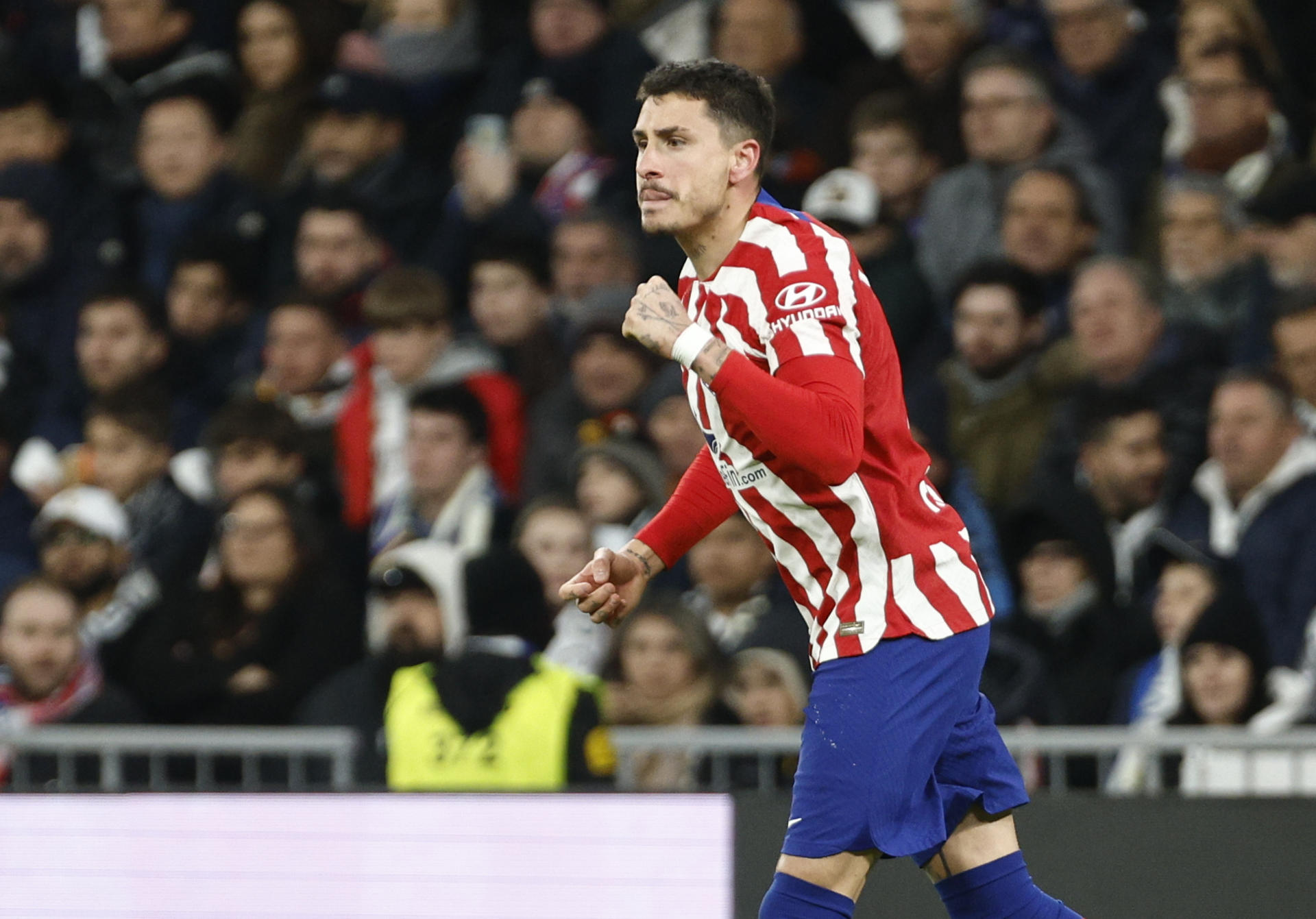 España José María Giménez alcanzó los 300 partidos defendiendo al