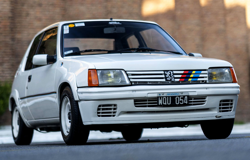 El Peugeot 205 cumple 40 años el número sagrado AIRBAG