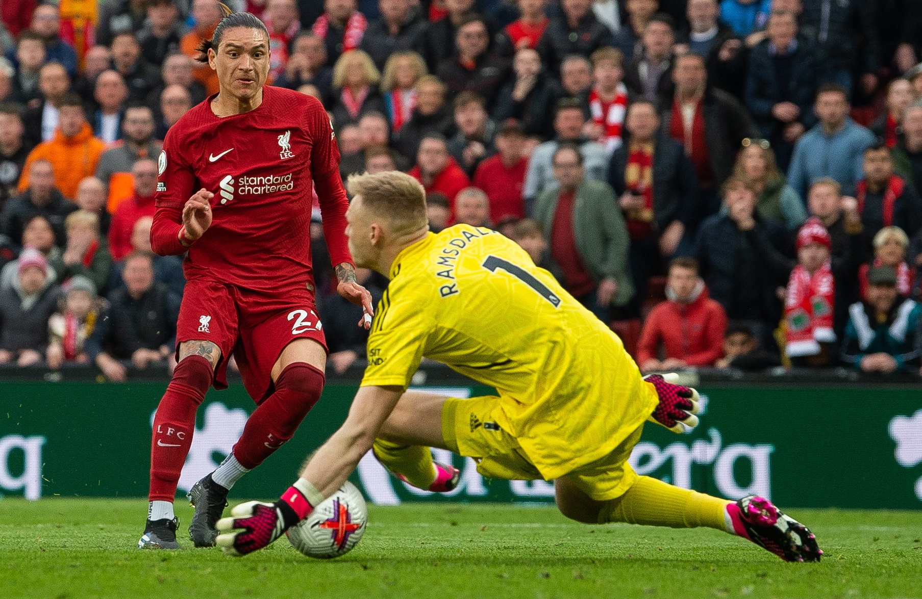 Inglaterra Liverpool empató 2 2 con el líder Arsenal pese a empezar 0