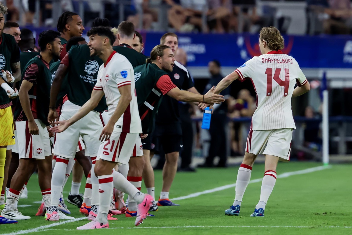 Copa Am Rica Canad Venci A Venezuela Por Penales Y Ser Rival De