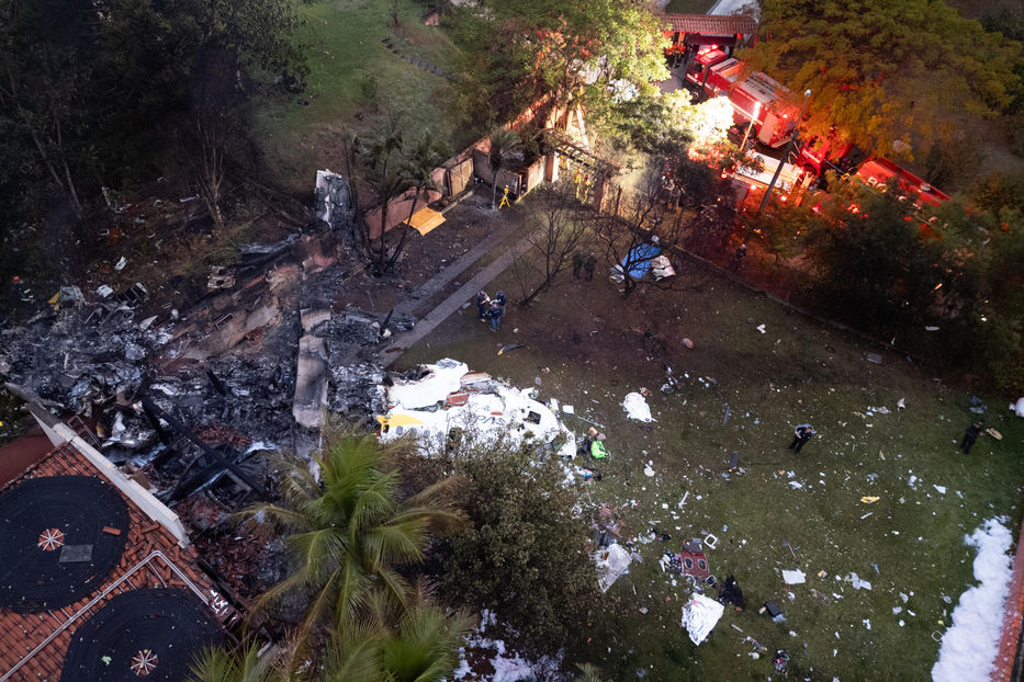 Otro A O De Tragedias A Reas Como En El Cuadro Cl Sico Los Aviones