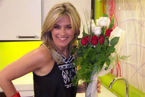 Con la línea negra de guía