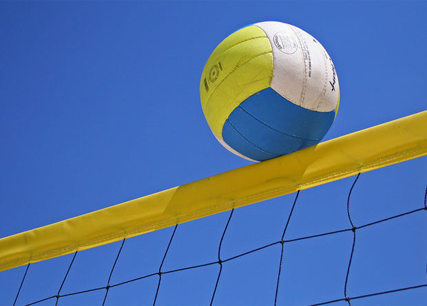 Japón prohíbe fotos y videos en torneo de vóley playa por acoso