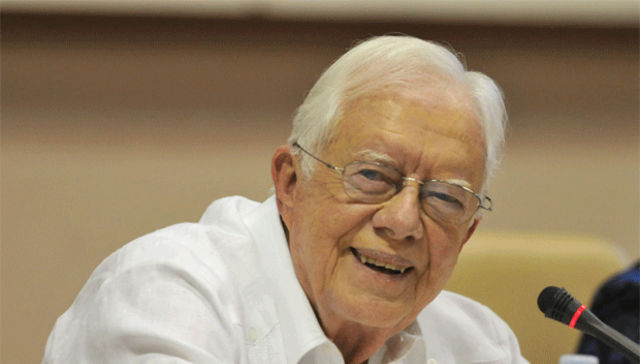 Carter llama dos veces