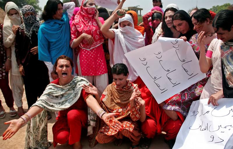 La madre que la parió