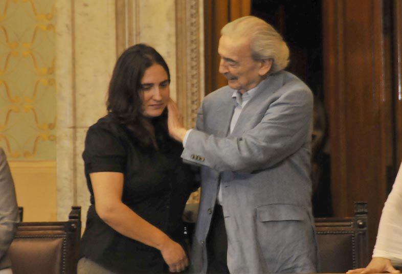 Macarena Gelman: “mi padre adoptivo me pidió perdón antes de morir”