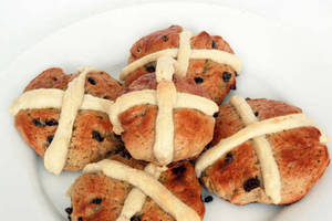 Hot cross buns