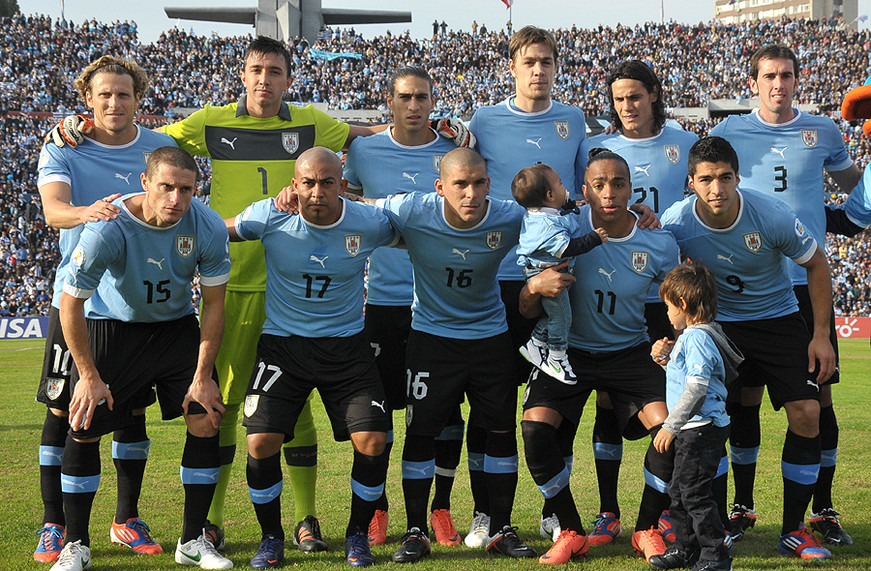 URUGUAY vs. PERÚ [4-5], RESUMEN