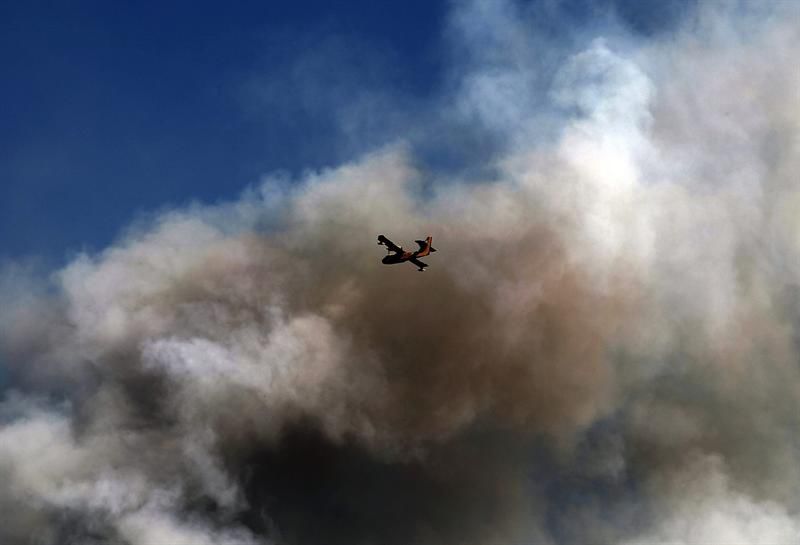 Incendio azota ciudad turística argentina de Bariloche