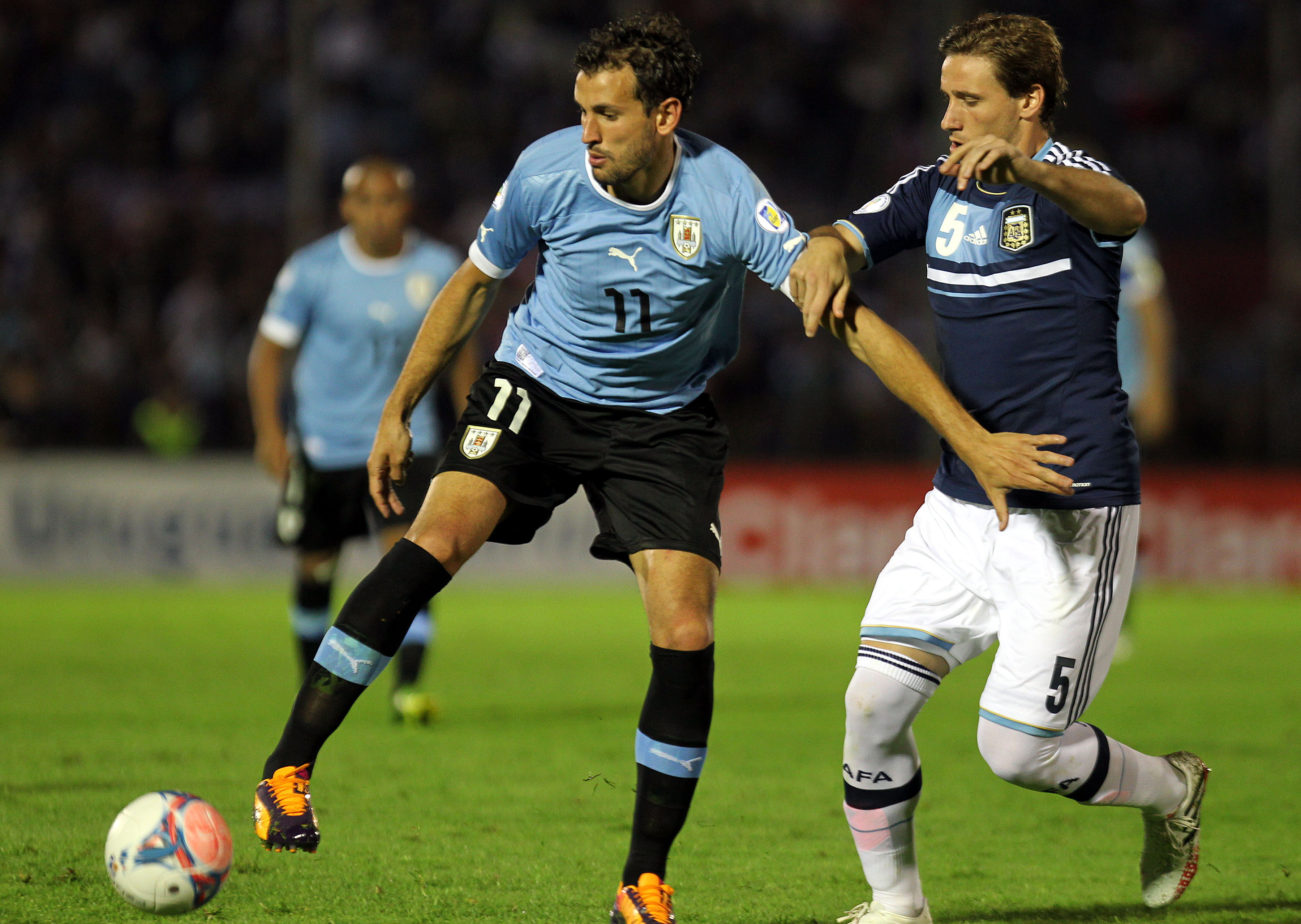 Eliminatorias Uruguay 3 Argentina 2