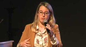 Charla de Victoria Pertiné