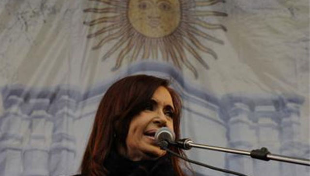 Hay fiesta en lo del vecino