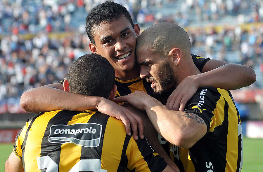 Apertura: Nacional 2 - Peñarol 3 JR es de Peñarol ...