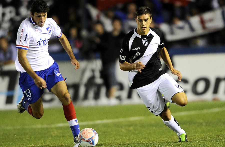 X \ Uruguay Football ENG على X: 2004 - Danubio Uruguayan league champions  for the 2nd time • Final: 1-0 v. Nacional 🥇 • Clausura: 🥇 • Sudamericana:  Preliminary 🔻🇺🇾 League Winners🔻