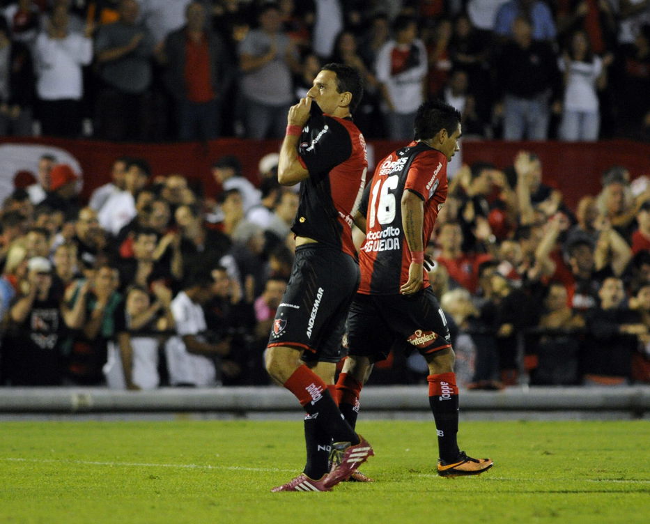 Con esa banda no toca