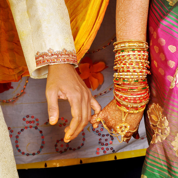 El debate para controlar los matrimonios por amor emerge en la India
