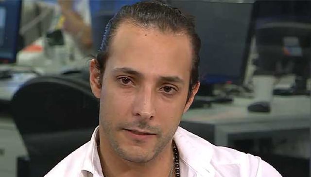 Karina, esperame a cenar