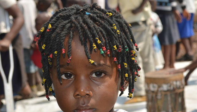 Unos grandes con los chicos