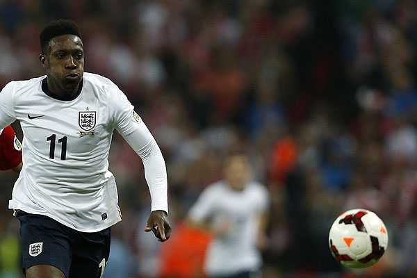 Welbeck no entrenó en Inglaterra