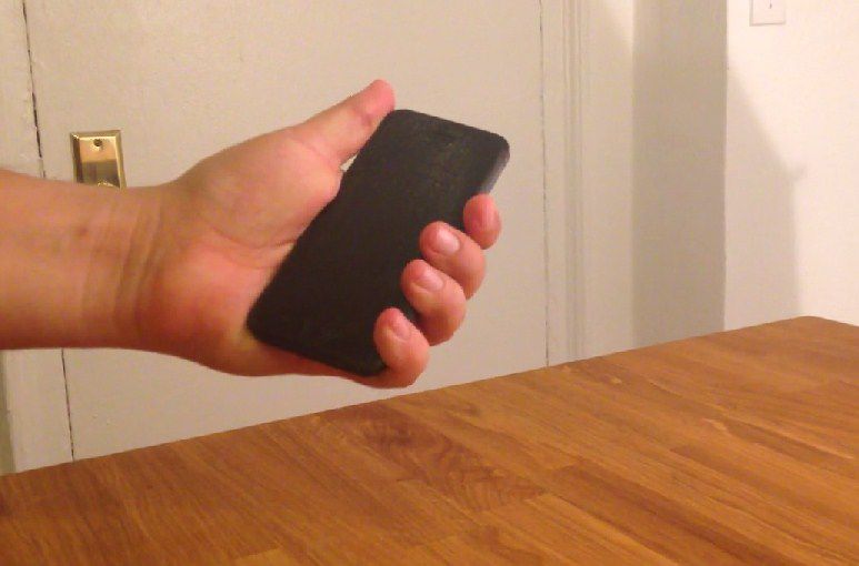 Llega el noPhone, un teléfono nada inteligente
