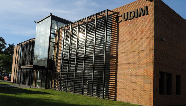 Llegar tarde, bien uruguayo