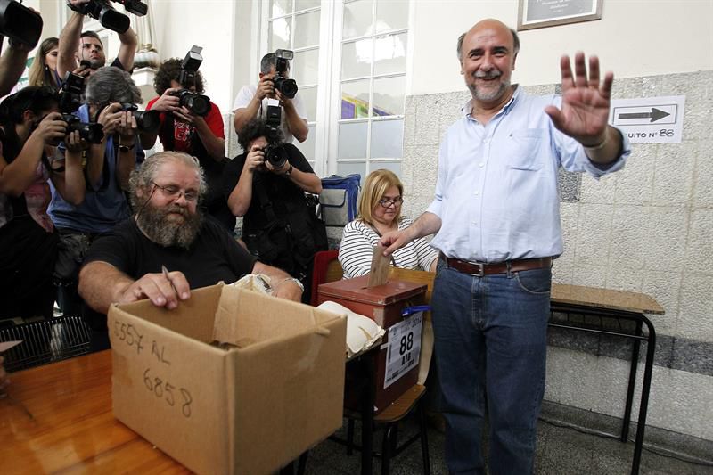 Plantean derogar obligatoriedad de voto en BPS