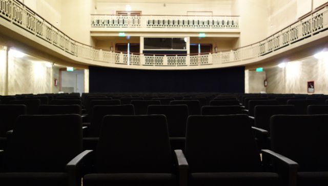 Aplausos y más aplausos