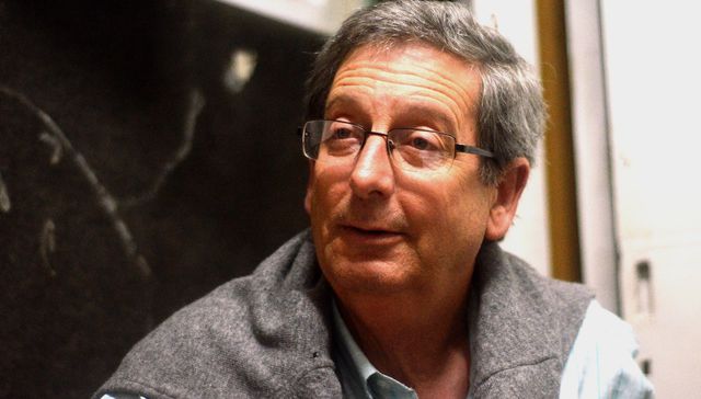 Por la izquierda que hay lugar