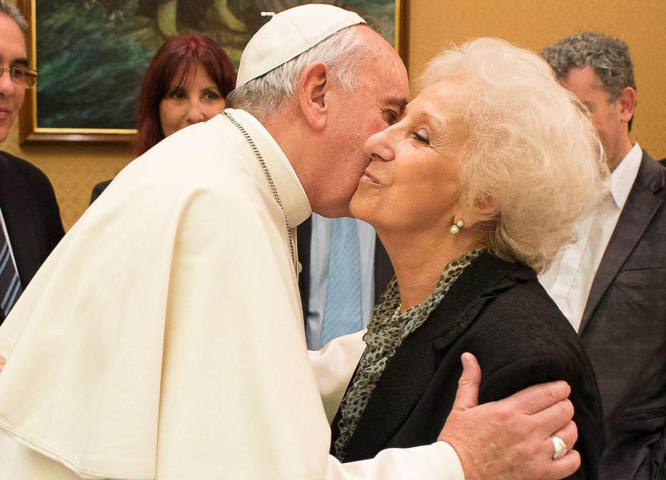 Papa recibió a Estela de Carlotto y a su nieto