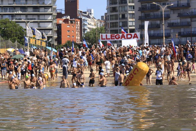Se llevará a cabo la competencia de natación de aguas abiertas
