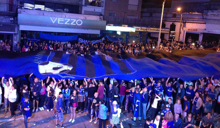 El amor en negro y azul