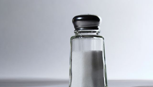 Ni muy muy, ni tan tan