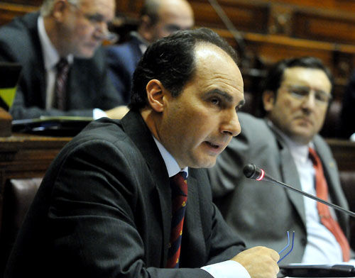 Daniel Bianchi insistirá en apoyo a candidato blanco