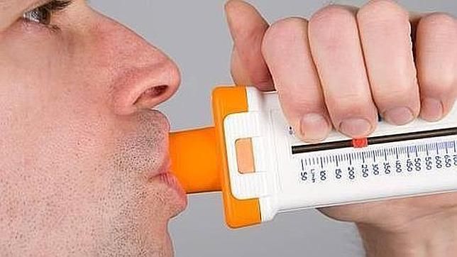 Crean espirómetro que mide el riesgo de padecer cáncer de estómago