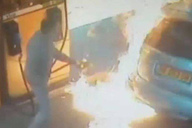Israel: le niegan un cigarrillo y como venganza desata un incendio