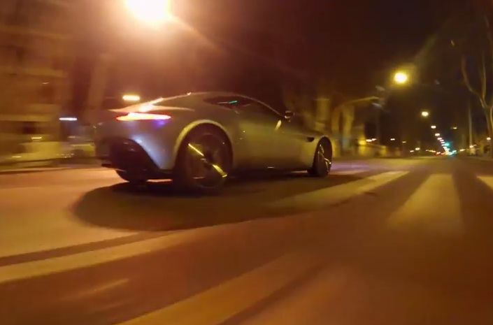 Todos los caminos conducen a Bond