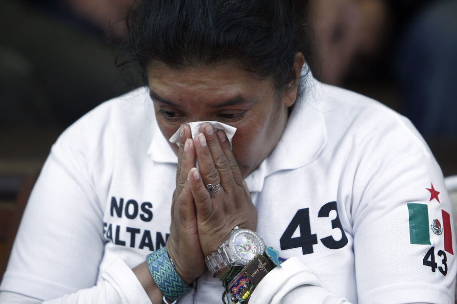 Padres de 43 estudiantes desaparecidos en México inician ayuno de 43 horas