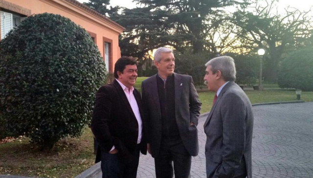 Juntos contra nosotros