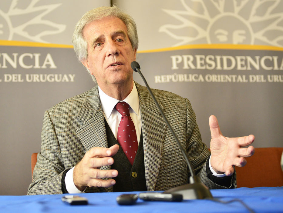 Equipos: 48 % de uruguayos aprueba gestión de Tabaré Vázquez